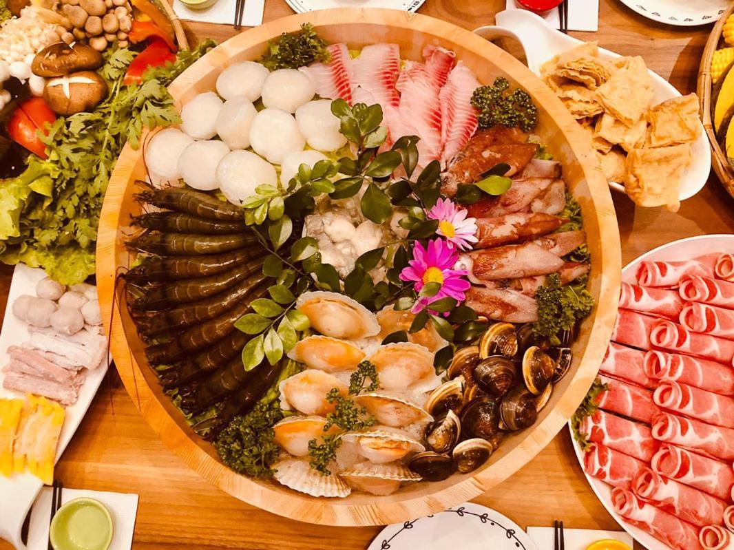 巴黎villa 主題派對k歌 Bbq 麻將包棟 ليودونغ المظهر الخارجي الصورة
